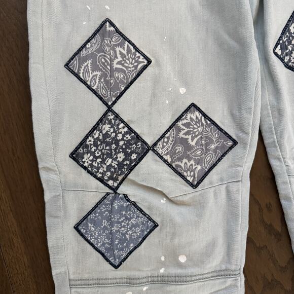 Easel Patchwork Boho Distressed Paint Splatter Artist Women's Jeans Size Medium - Picture 3 of 8